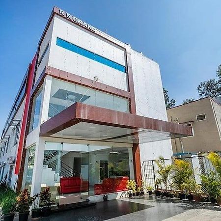 Square Inn Devanahalli Dış mekan fotoğraf